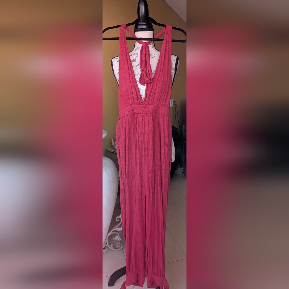 LULU'S Lolinda Halter Berry Red Jumpsuit Size Small - Picture 2 of 14